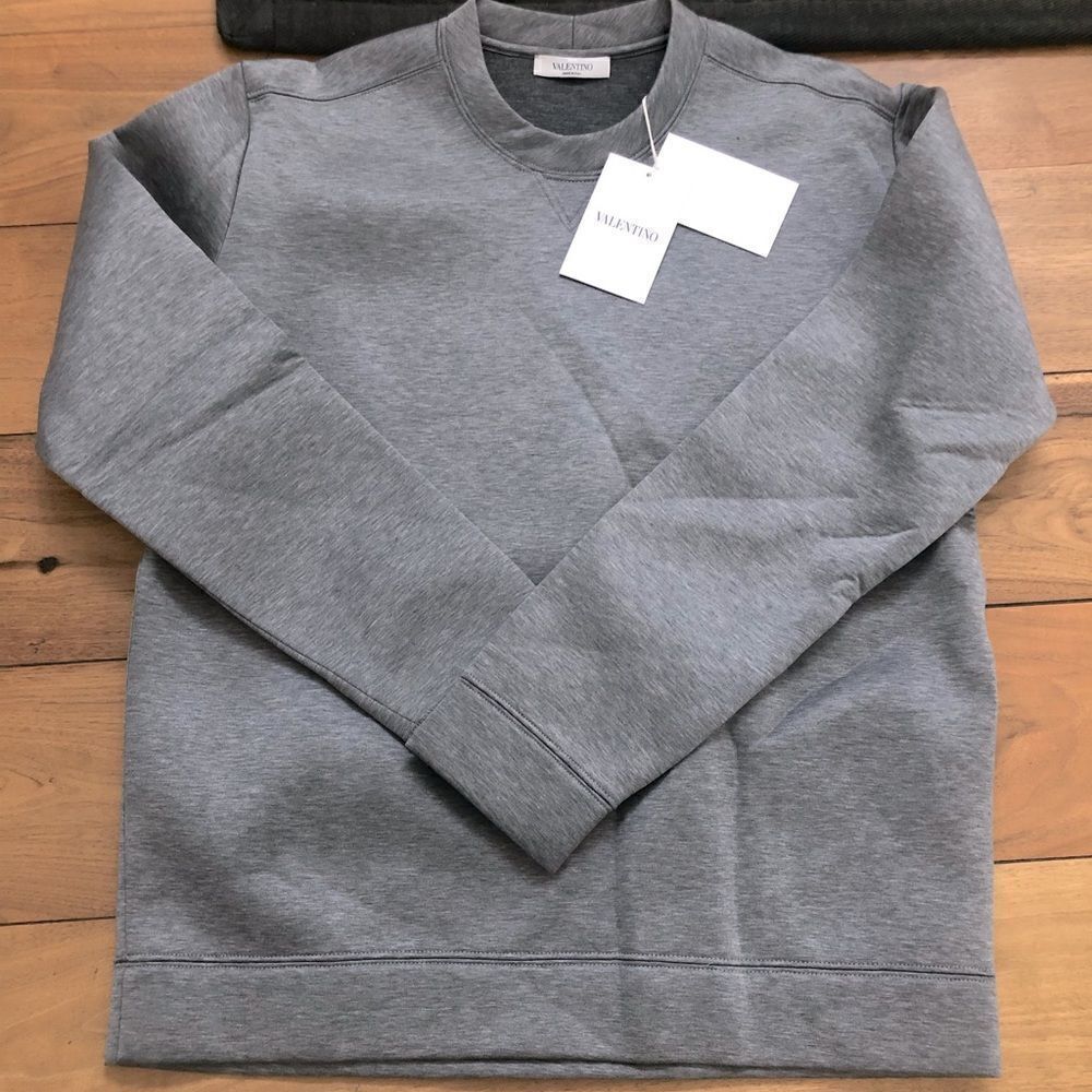 VALENTINO SMALL 100%ย COTTON MENโS CREWNECK SWEATSHIRT MADEโINโITALYโNEWโw/โTAGS